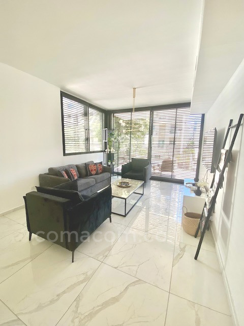 Apartamento 3 cômodos Tel Aviv Lev Tel-Aviv 342-IBL-6469