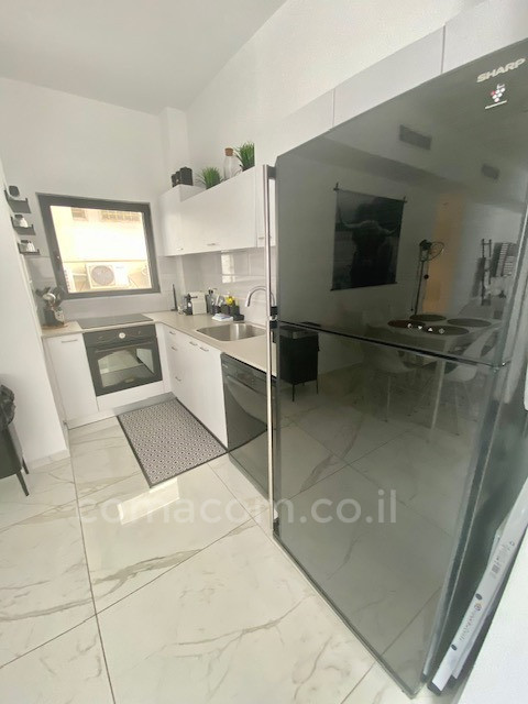 Apartamento 3 cômodos Tel Aviv Lev Tel-Aviv 342-IBL-6469