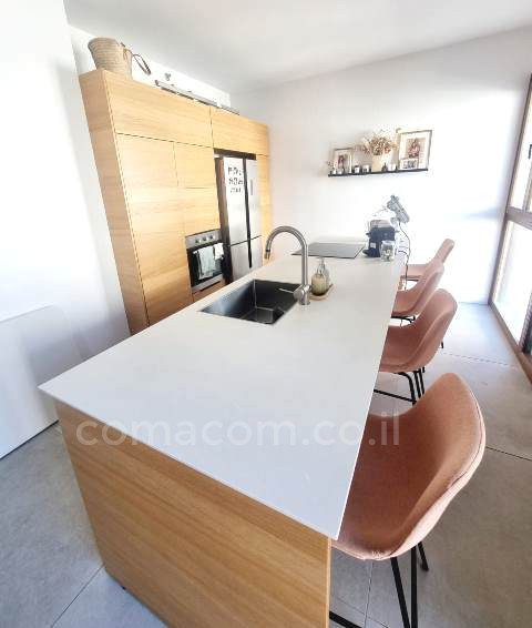 Apartamento 3 cômodos Tel Aviv Kerem Hatemanim 342-IBL-6527