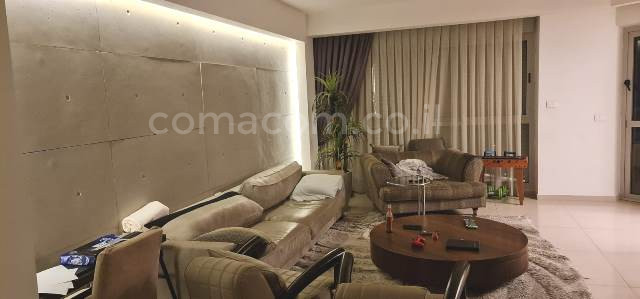 Apartamento 5 cômodos Ashdod Mar 342-IBL-6537
