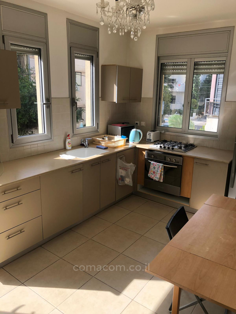 Apartamento 3 cômodos Tel Aviv Dizengof 342-IBL-6585