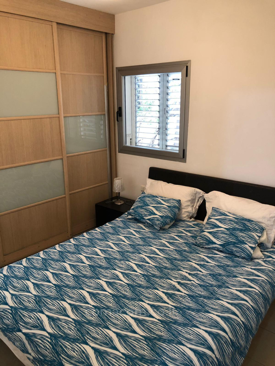 Apartamento 3 cômodos Tel Aviv Dizengof 342-IBL-6585