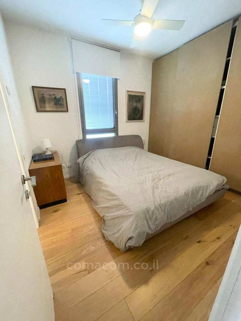 Apartamento 3 cômodos Tel Aviv Lev Tel-Aviv 342-IBL-6590
