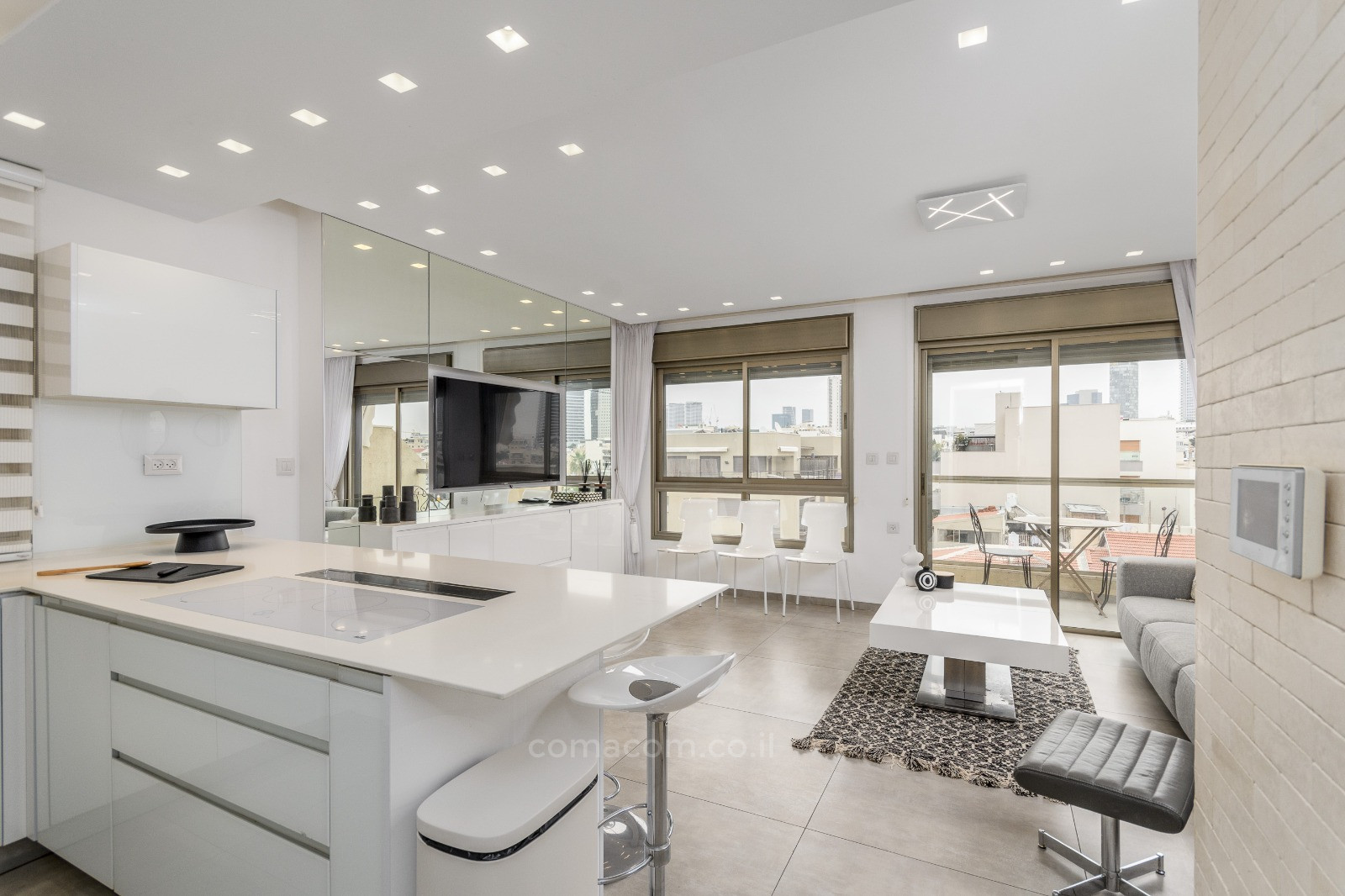 Apartamento 3 cômodos Tel Aviv Região marítima 342-IBL-6592