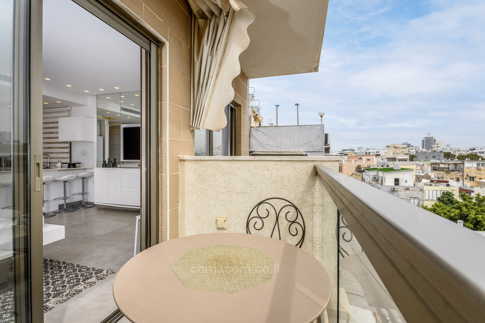 Apartamento 3 cômodos Tel Aviv Região marítima 342-IBL-6592