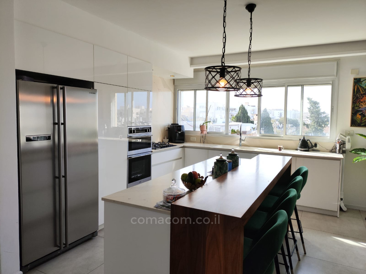 Apartamento 5.5 cômodos Bat yam Bat yam 342-IBL-6594