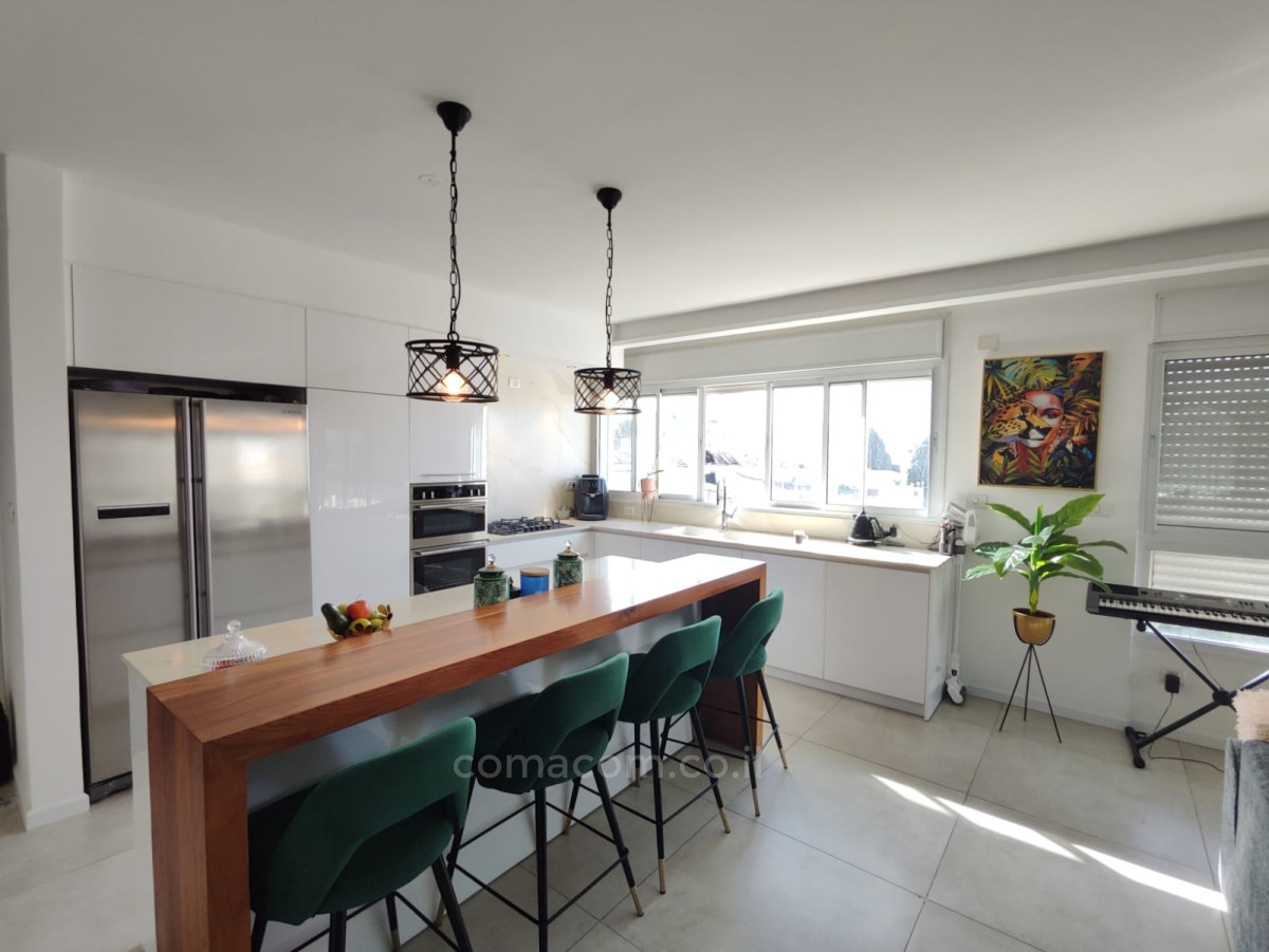 Apartamento 5.5 cômodos Bat yam Bat yam 342-IBL-6594