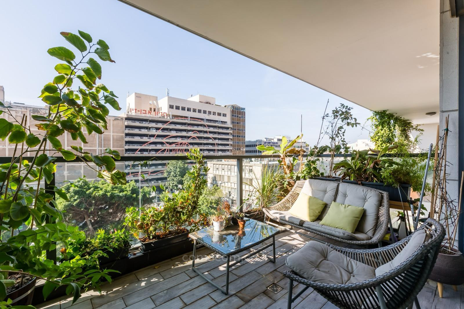 Apartamento 4 cômodos Tel Aviv Sarona 342-IBL-6656