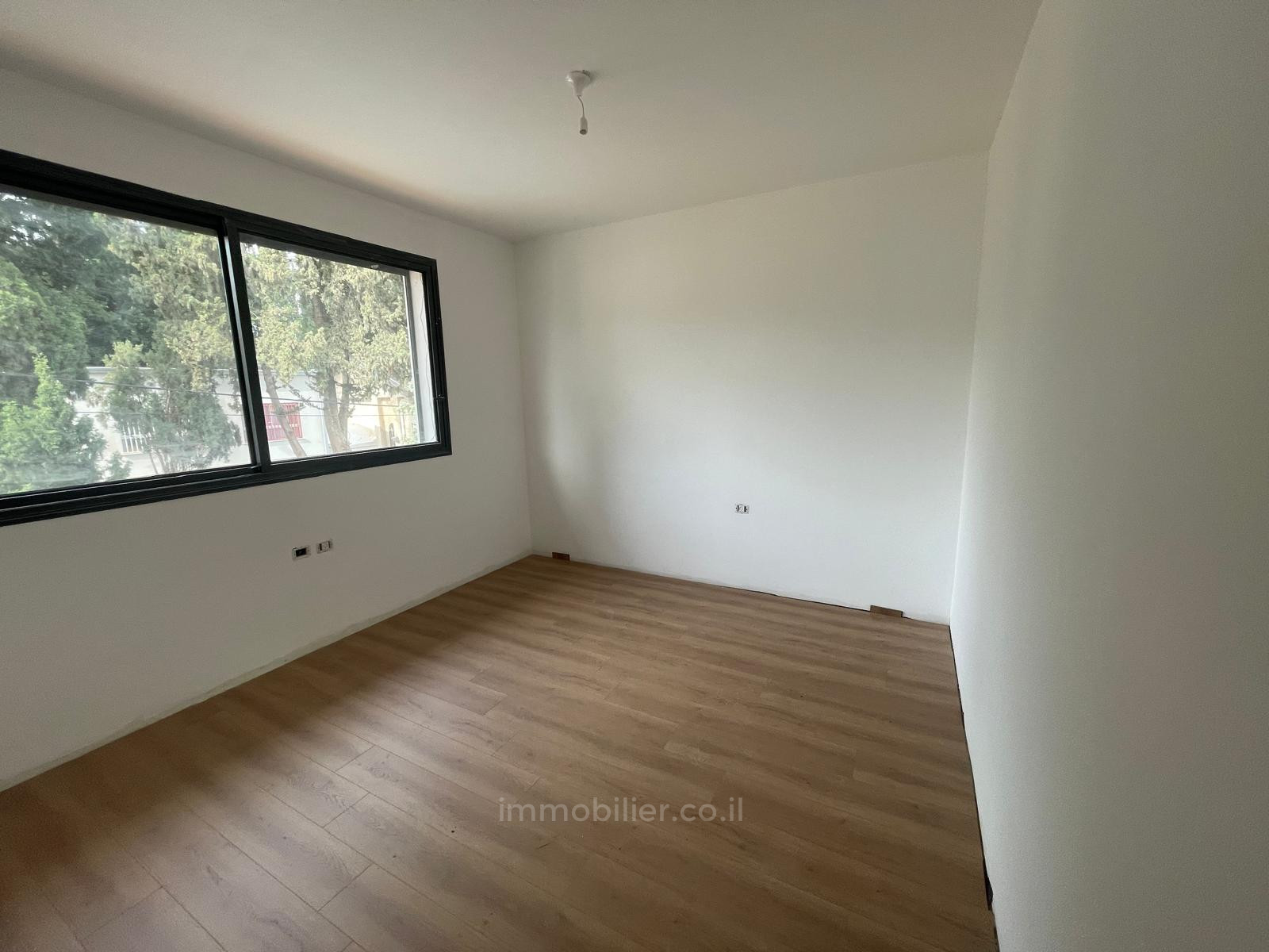 Casa de campo 6 cômodos Raanana Kiryat Veizman 342-IBL-6670