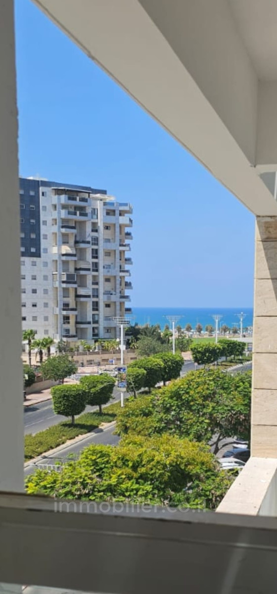 Apartamento 4 cômodos Ashdod Tet vav 342-IBL-6688