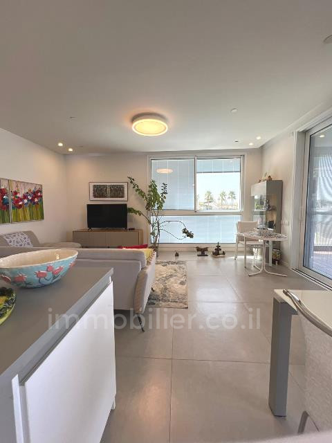 Apartamento 4 cômodos Netanya Ir Yamim 342-IBL-6691