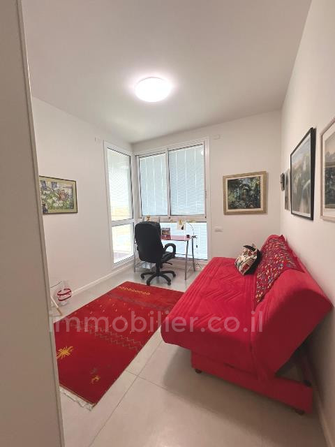 Apartamento 4 cômodos Netanya Ir Yamim 342-IBL-6691