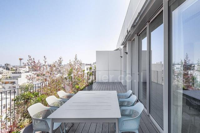 Cobertura 3 cômodos Tel Aviv Nahalat binyamin 342-IBL-6697