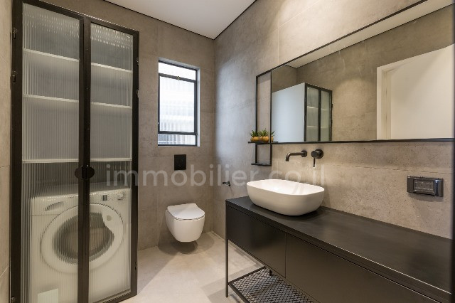 Apartamento garden 2 cômodos Tel Aviv Dizengof 342-IBL-6706