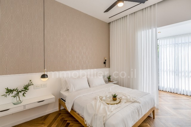 Apartamento garden 2 cômodos Tel Aviv Dizengof 342-IBL-6706