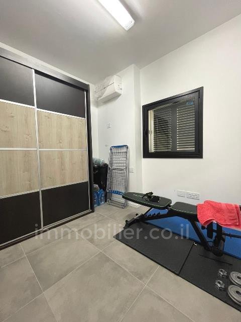 Apartamento 3 cômodos Tel Aviv Centro da cidade 342-IBL-6710