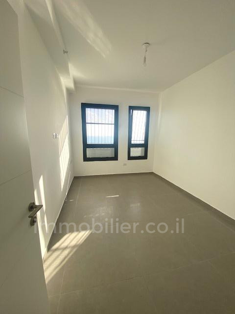 Apartamento 5 cômodos Bat yam Bat yam 342-IBL-6712
