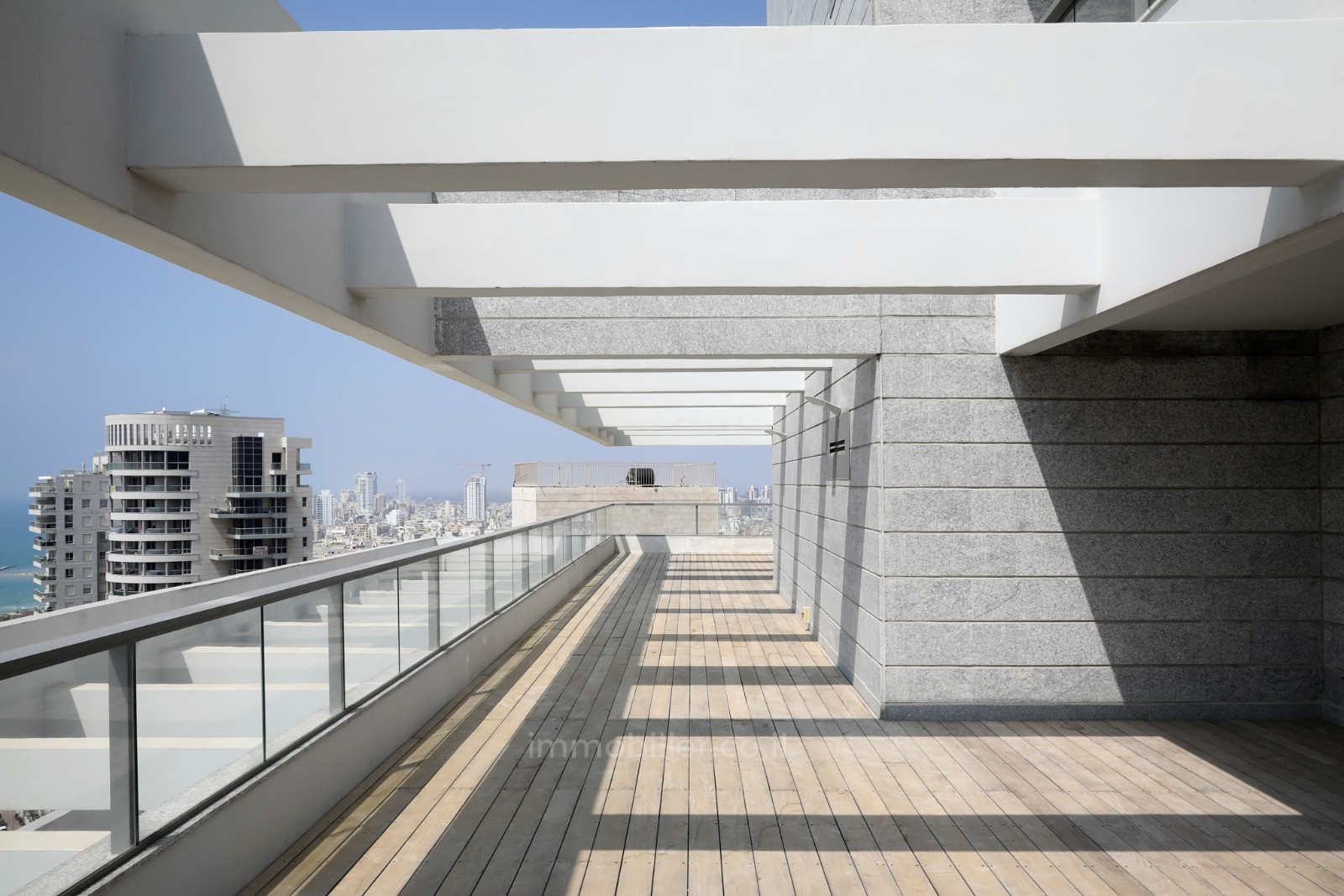 Cobertura 5 cômodos Netanya Centro da cidade 342-IBL-6714