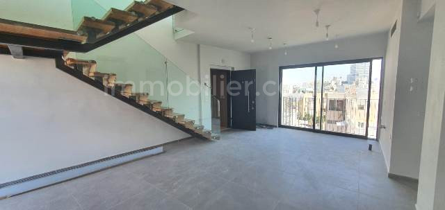 Duplex-Cobertura 5 cômodos Tel Aviv Centro da cidade 342-IBL-6728