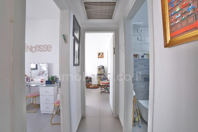 Apartamento 4 cômodos Tel Aviv tel aviv 342-IBL-6748