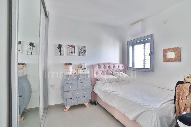 Apartamento 4 cômodos Tel Aviv tel aviv 342-IBL-6748