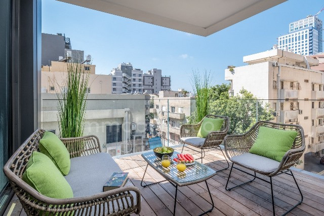 Apartamento 4 cômodos Tel Aviv Centro da cidade 342-IBL-6767
