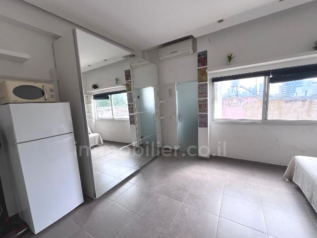 Apartamento 1 cômodos Tel Aviv Centro da cidade 342-IBL-6776