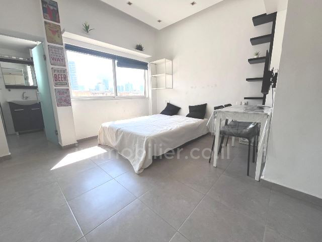 Apartamento 1 cômodos Tel Aviv Centro da cidade 342-IBL-6776
