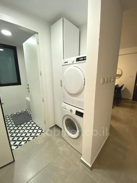 Apartamento 4 cômodos Tel Aviv Lev Tel-Aviv 342-IBL-6777