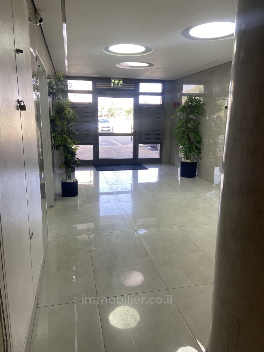 Apartamento 5 cômodos Netivot Neve Noy 342-IBL-6785