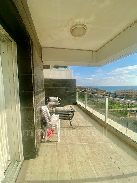 Apartamento 4 cômodos Netanya Nat600 342-IBL-6810