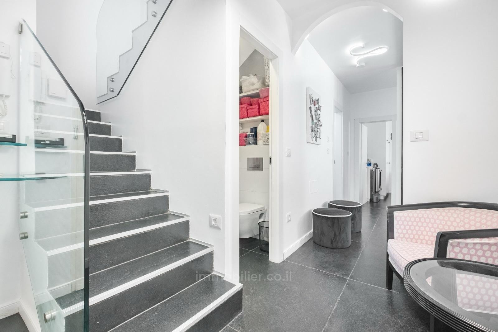 Duplex-Cobertura 4 cômodos Tel Aviv Ben-Yehuda 342-IBL-6811