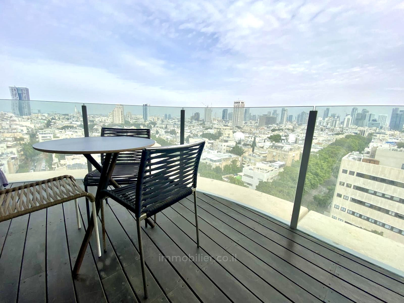 Apartamento 3 cômodos Tel Aviv Centro da cidade 342-IBL-6814