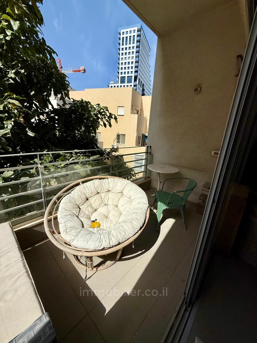Apartamento 5 cômodos Tel Aviv Centro da cidade 342-IBL-6819