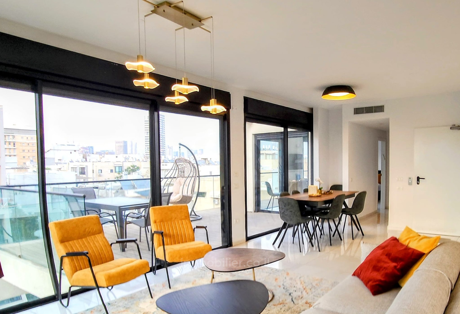 Cobertura 4 cômodos Tel Aviv Ben-Yehuda 342-IBL-6821