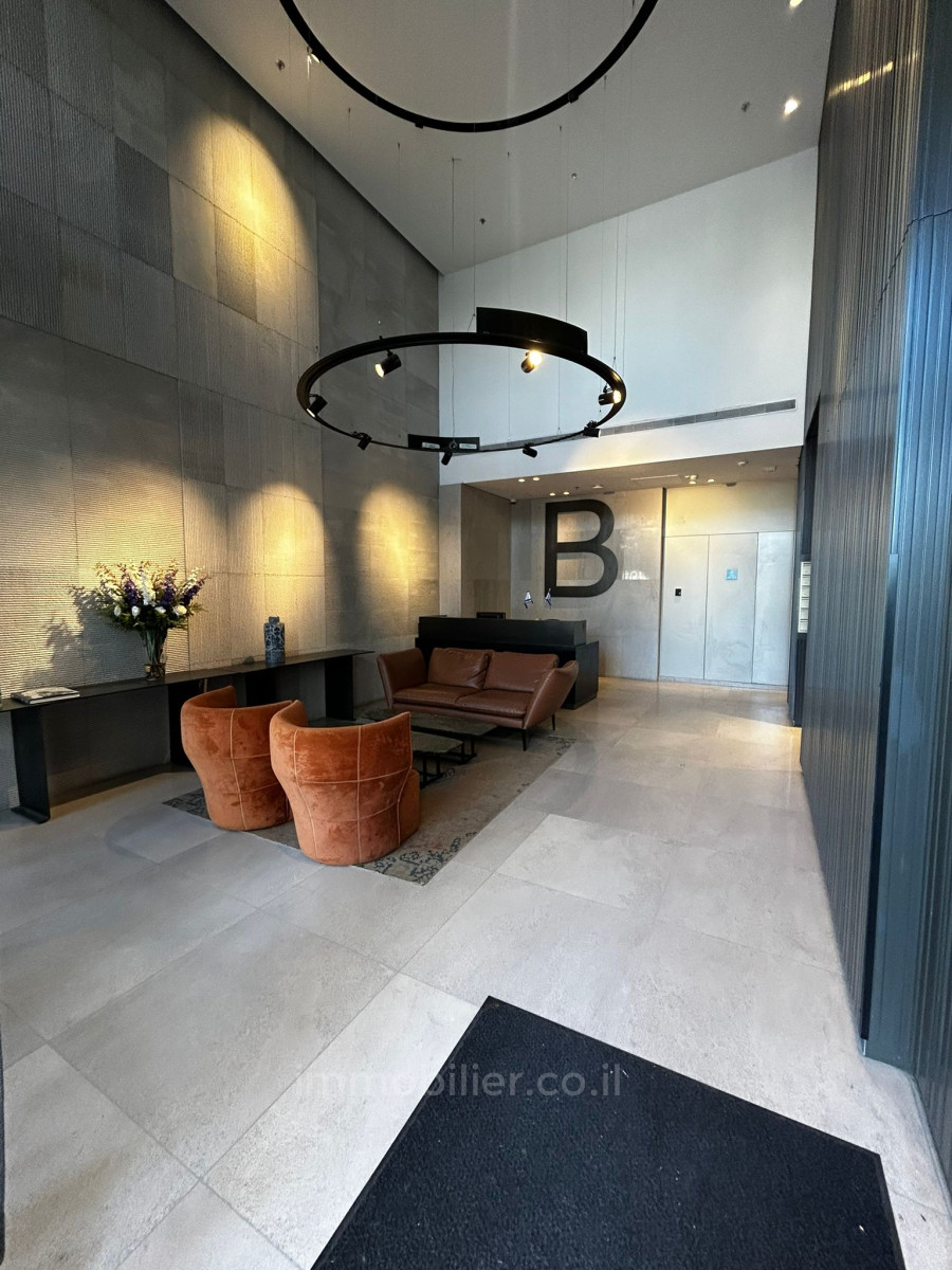 Apartamento 2 cômodos Tel Aviv Shenkin 342-IBL-6834