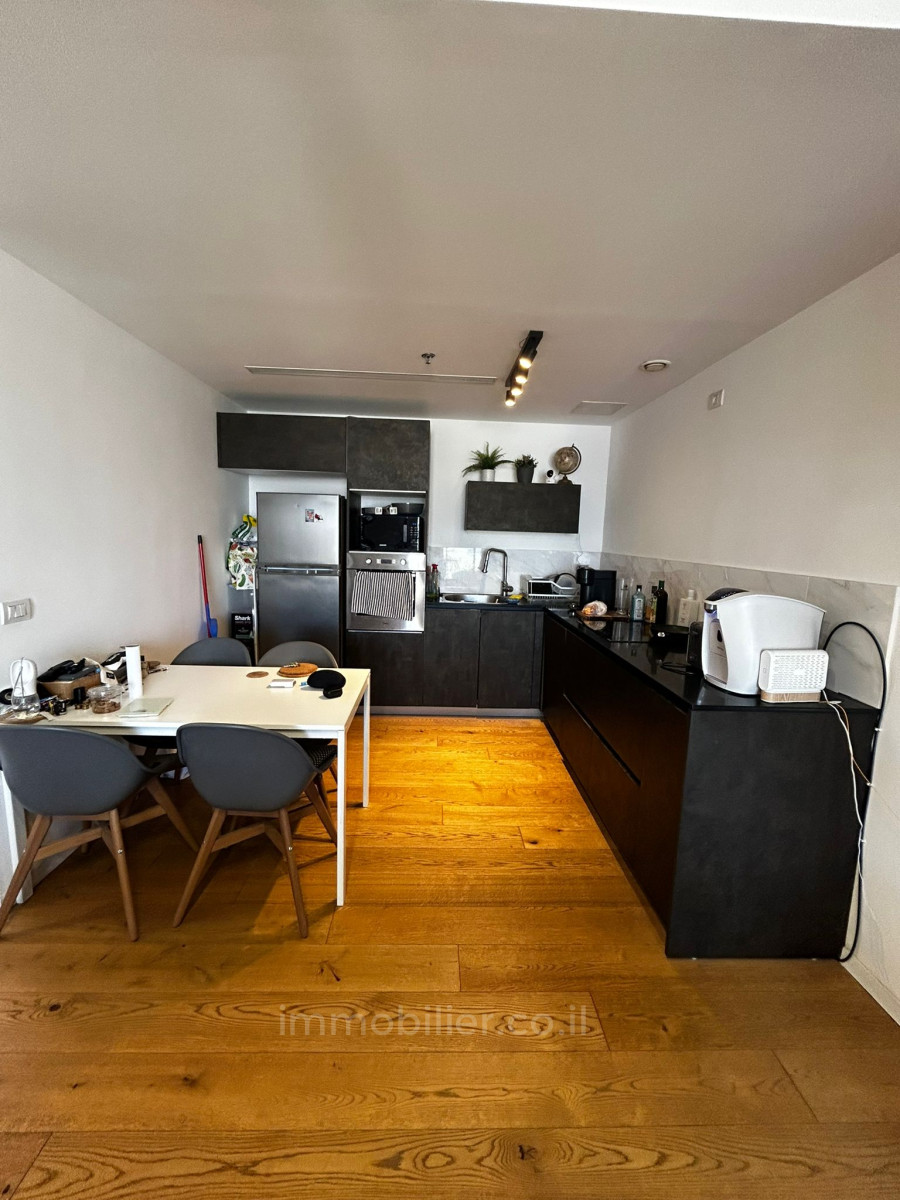 Apartamento 2 cômodos Tel Aviv Shenkin 342-IBL-6834