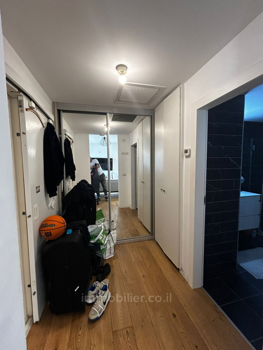 Apartamento 2 cômodos Tel Aviv Shenkin 342-IBL-6834