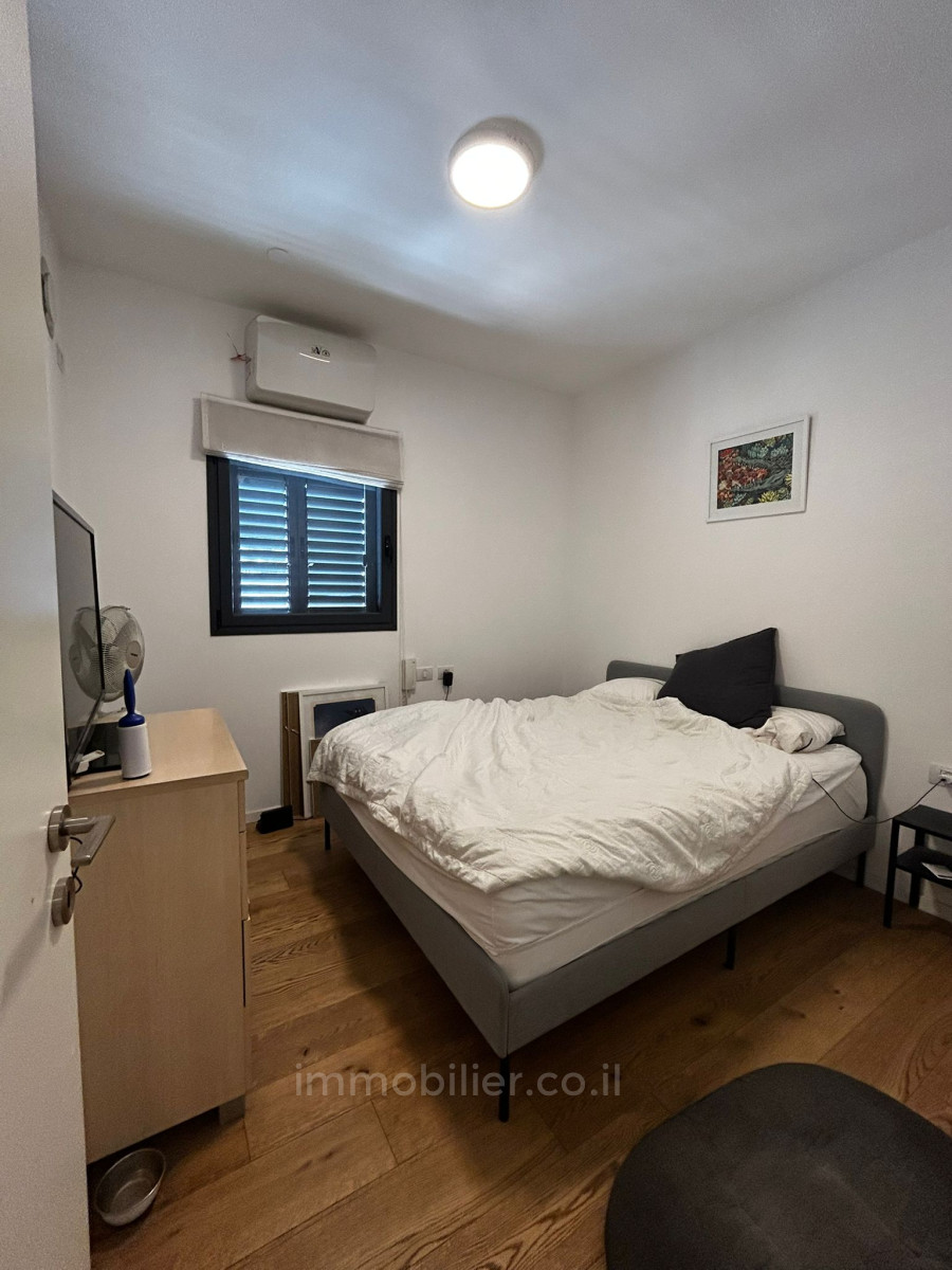 Apartamento 2 cômodos Tel Aviv Shenkin 342-IBL-6834