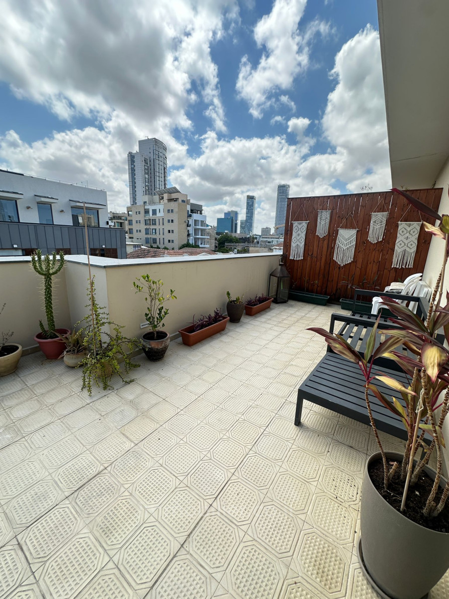 Minicobertura 3 cômodos Tel Aviv Nahalat binyamin 342-IBL-6839