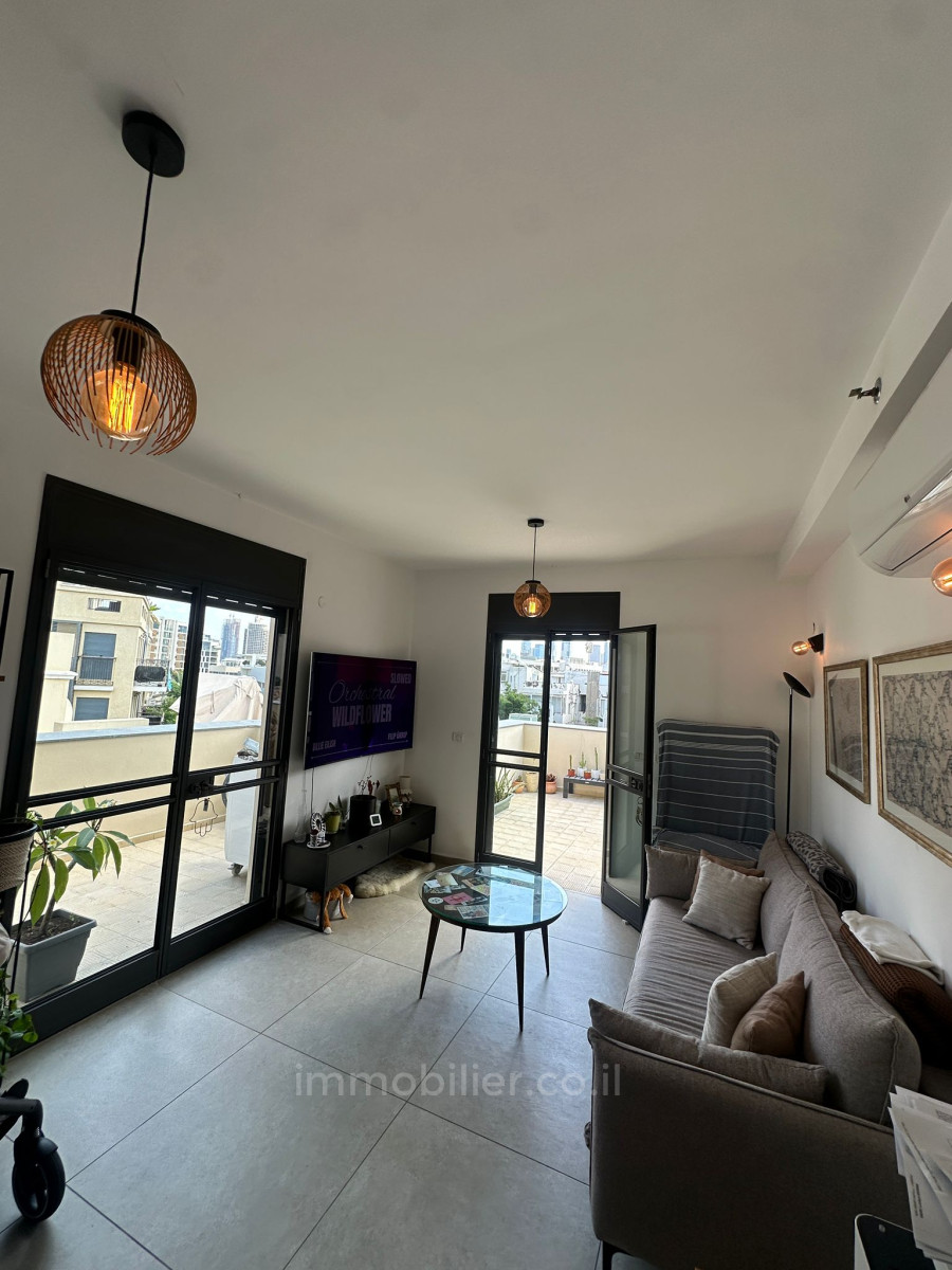 Minicobertura 3 cômodos Tel Aviv Nahalat binyamin 342-IBL-6839