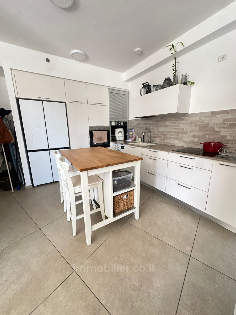 Minicobertura 3 cômodos Tel Aviv Nahalat binyamin 342-IBL-6839