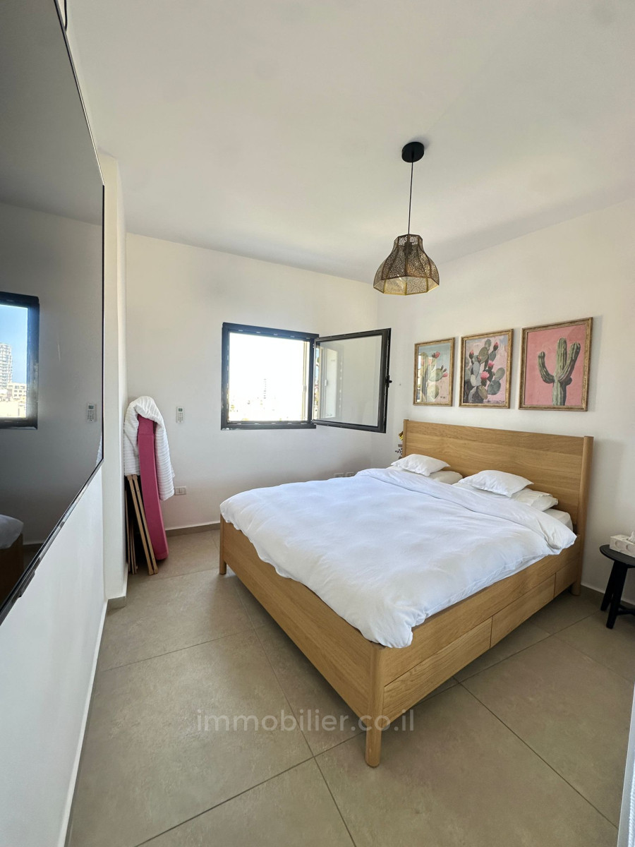 Minicobertura 3 cômodos Tel Aviv Nahalat binyamin 342-IBL-6839