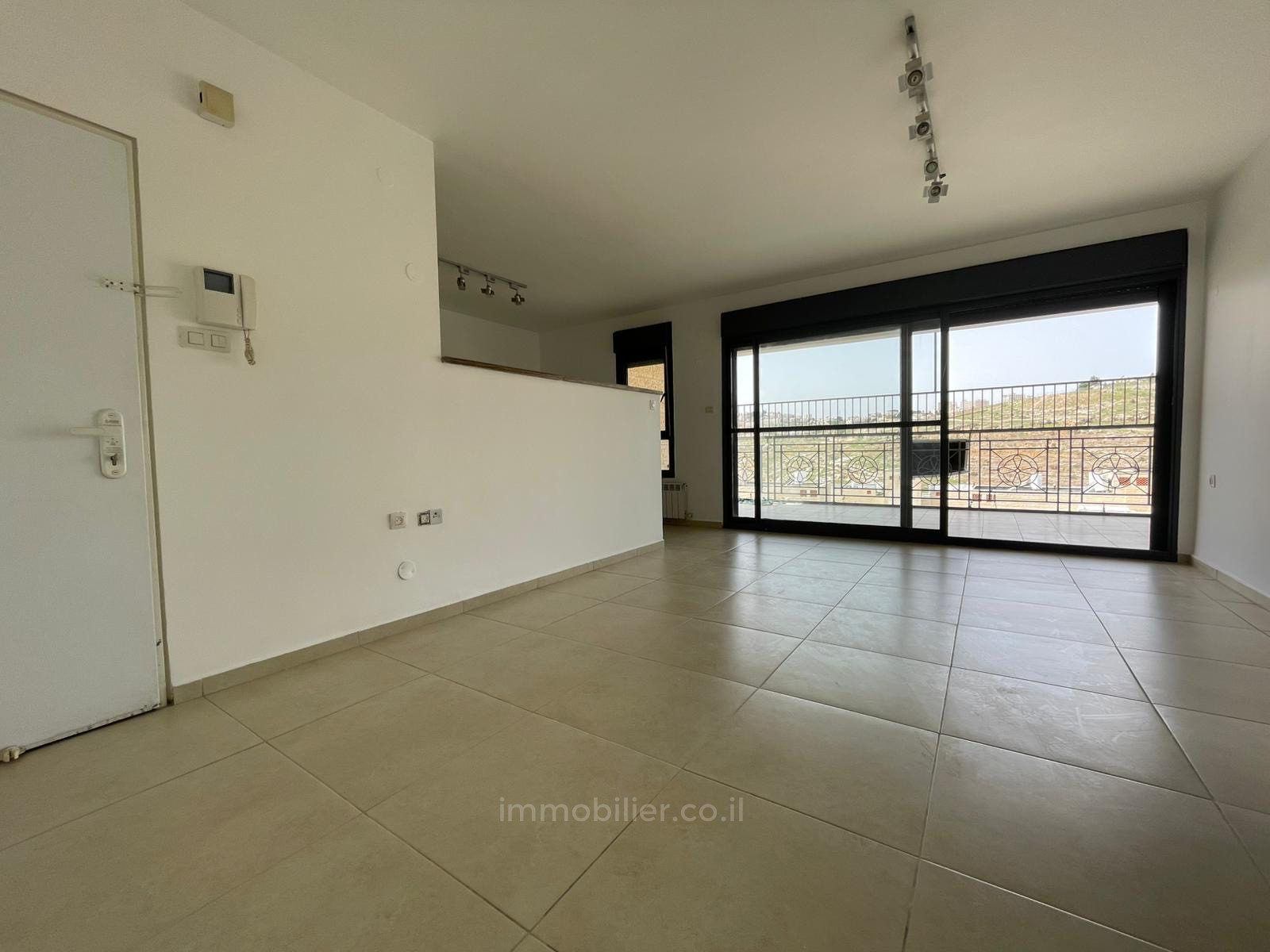 Apartamento 4 cômodos Jerusalém Har Homa 342-IBL-6846