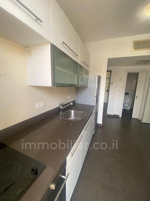 Apartamento 2 cômodos Tel Aviv Ben-Yehuda 342-IBL-6854