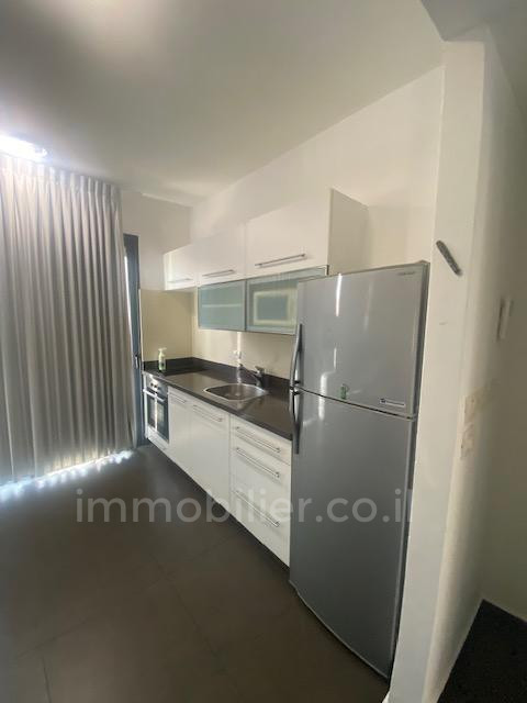 Apartamento 2 cômodos Tel Aviv Ben-Yehuda 342-IBL-6854
