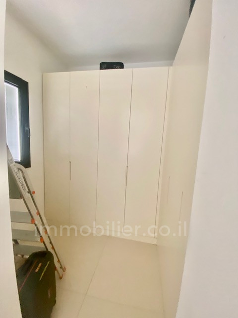 Apartamento 4.5 cômodos Tel Aviv tel aviv north 342-IBL-6855