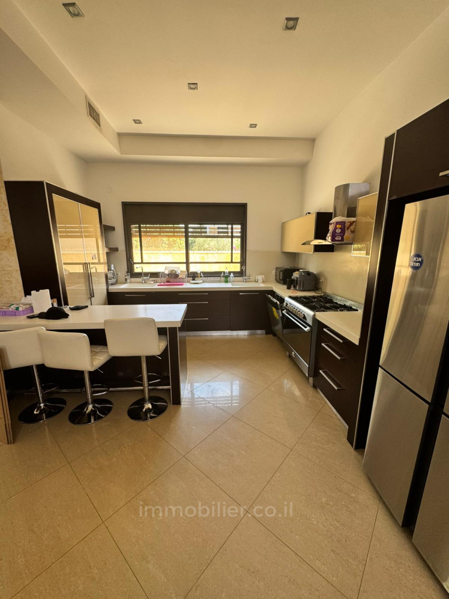 Casarão 5 cômodos Netanya Nat600 342-IBL-6856