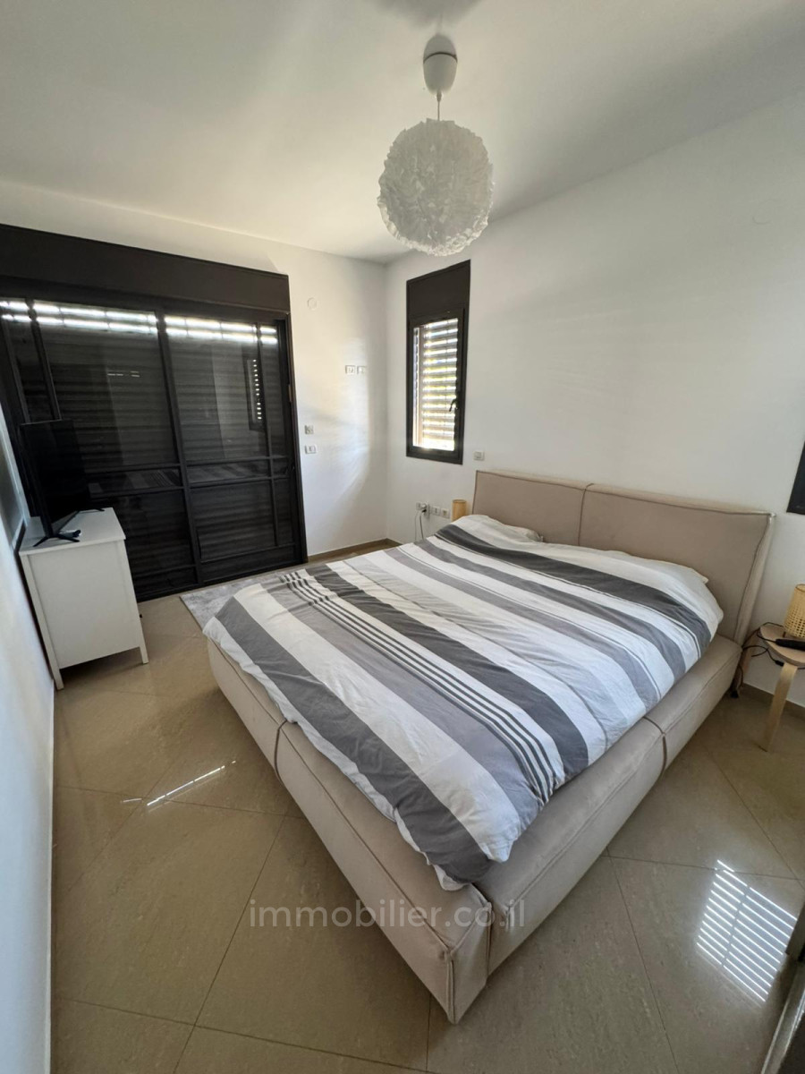 Casarão 5 cômodos Netanya Nat600 342-IBL-6856