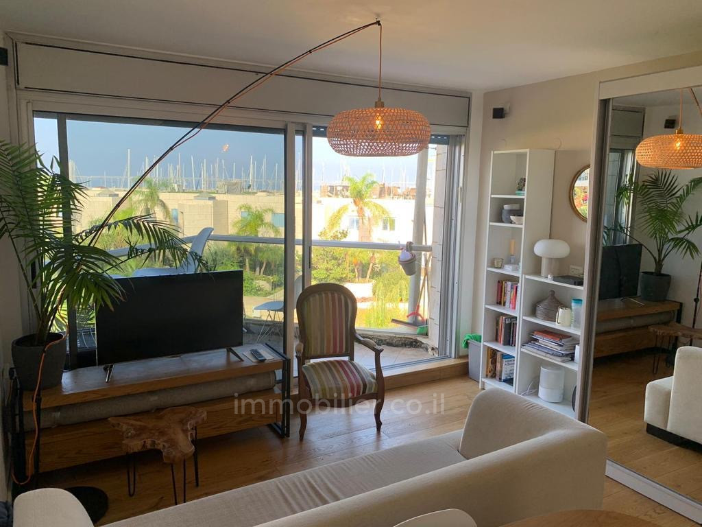 Apartamento 2 cômodos Herzliya Marina 342-IBL-6867